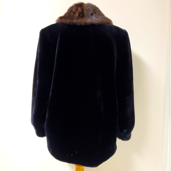 Vintage Black Fur Coat Contrast Brown Collar - Picture 3 of 10